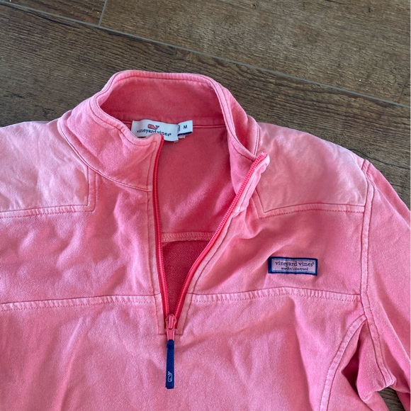 Vineyard vines pullover - Picture 3 of 3
